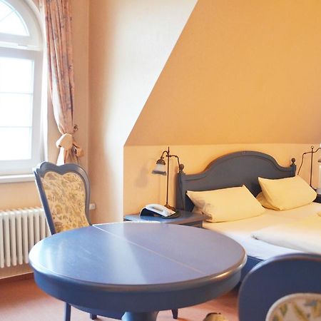Hotel Alt-Karow Берлин Екстериор снимка