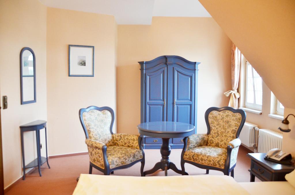 Hotel Alt-Karow Берлин Стая снимка